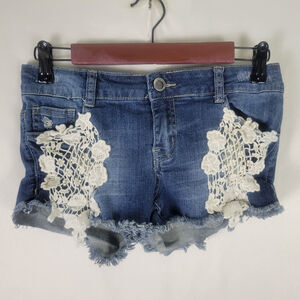 Hot Kiss Denim Shorts Juniors 5 Blue Jean Low Rise Cici Medium Wash Frayed Hem